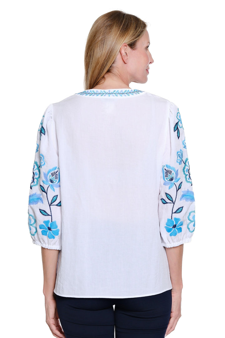 3/4 EMBROIDERED PUFF SLEEVE NOTCH NECK TOP - WHITE/FRENCH BLUE