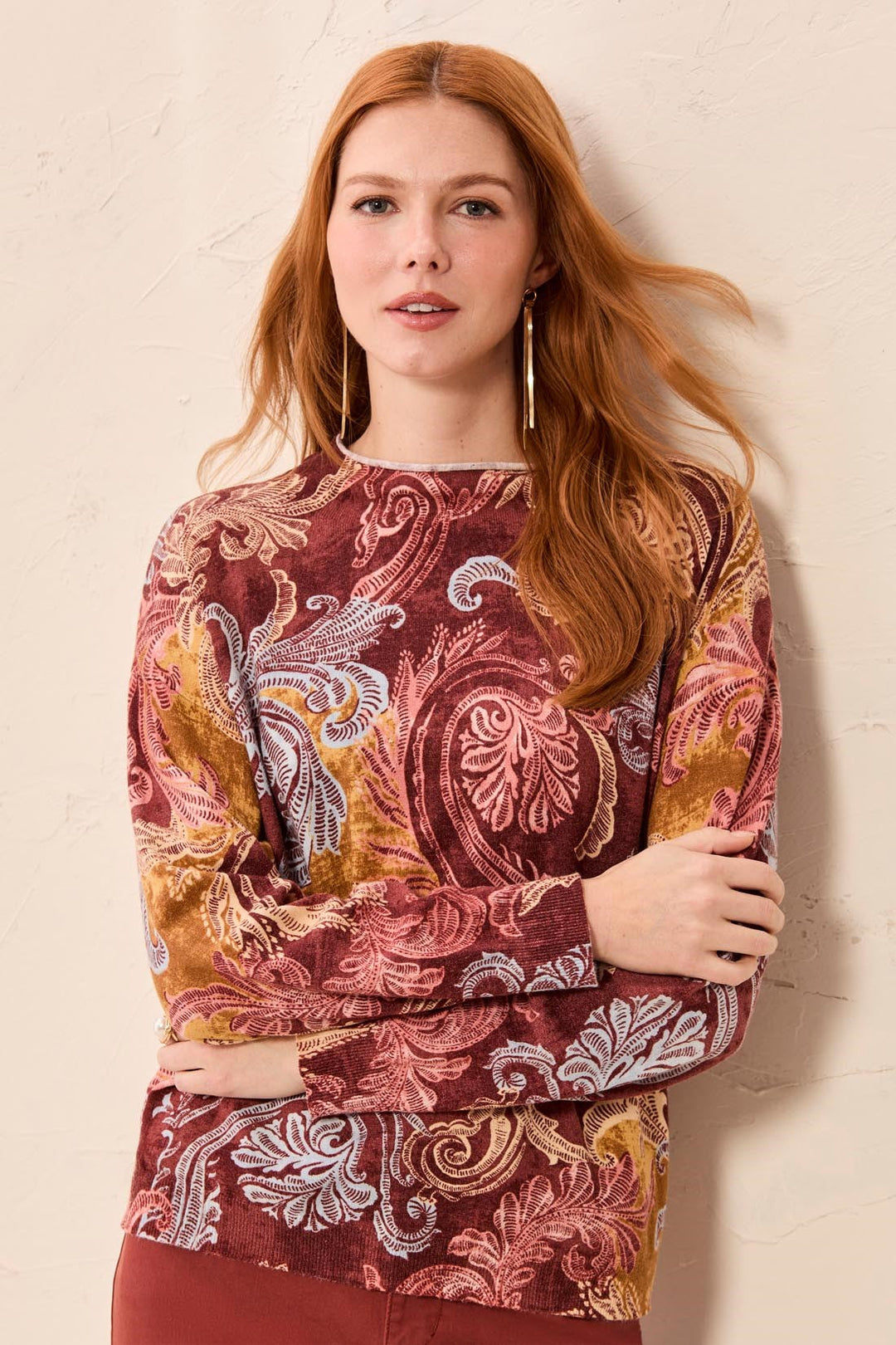 LONG SLEEVE LIGHTWEIGHT PRINTED FUNNEL NECK SWEATER - HENNA