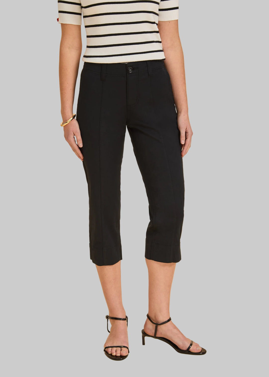 CHRISTINA PINTUCK CAPRI PANTS - BLACK