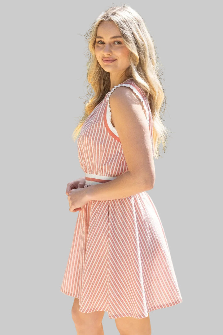 SLEEVELESS RUFFLED RIB BAND STRIPE SHORT DRESS - SALMON/CREAM