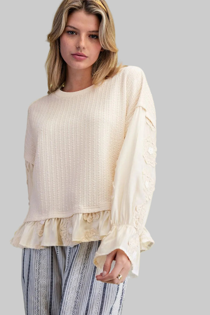 L/S RUFFLE HEM LOOSE FIT TOP - IVORY