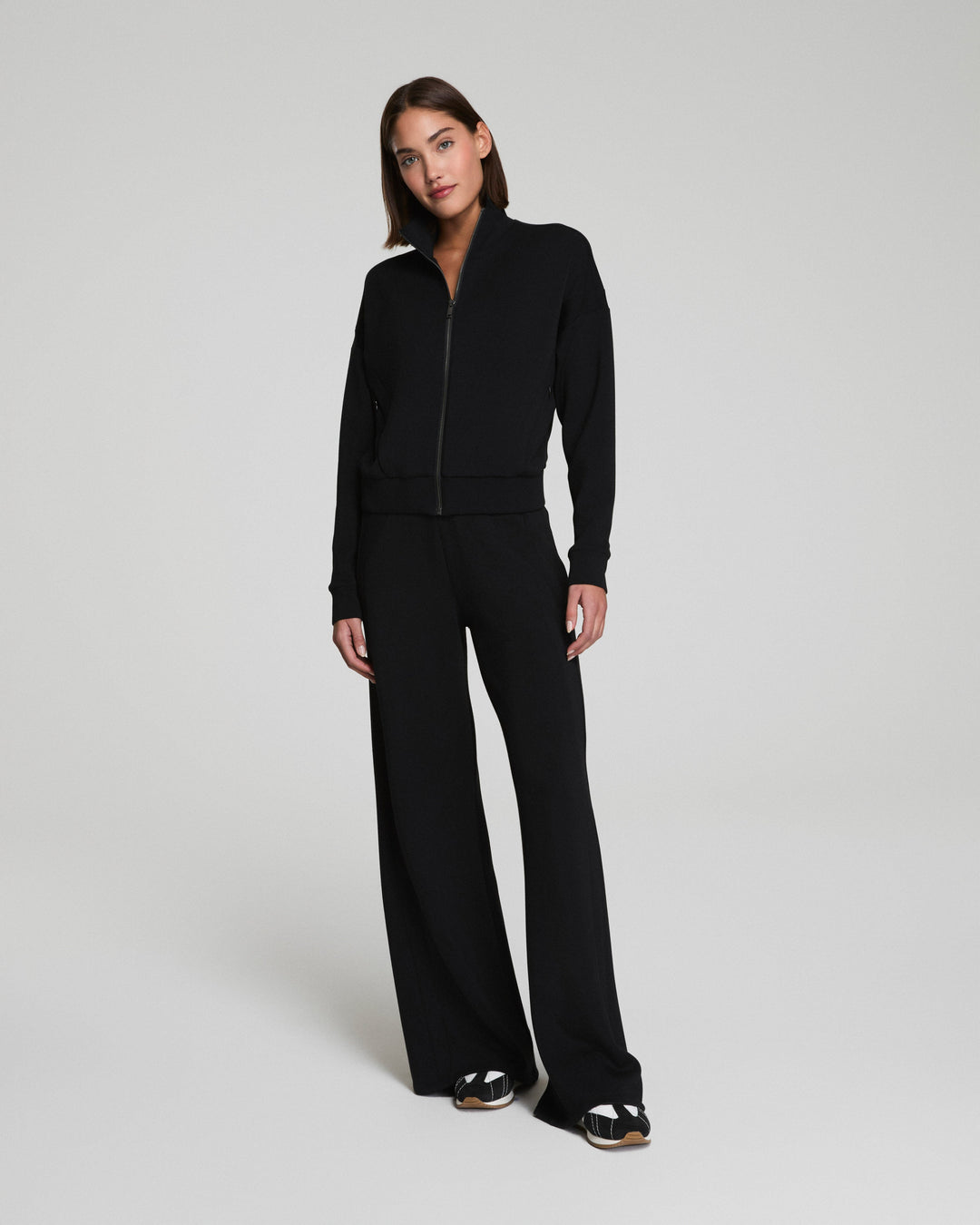 SPANX AIRESSENTIALS WIDE LEG TRACK PANTS - VERY BLACK