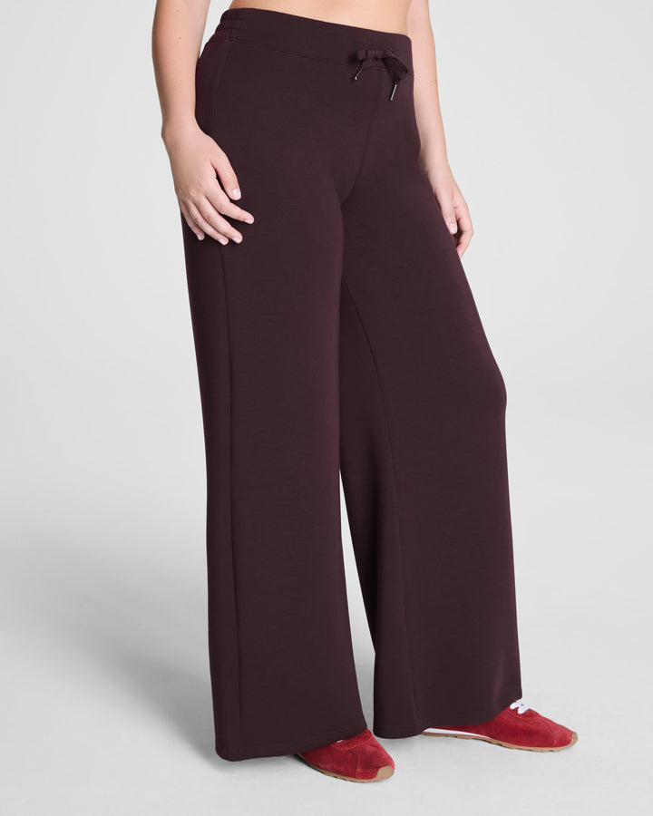 SPANX AIRESSENTIALS WIDE LEG PANT - TRUFFLE BROWN