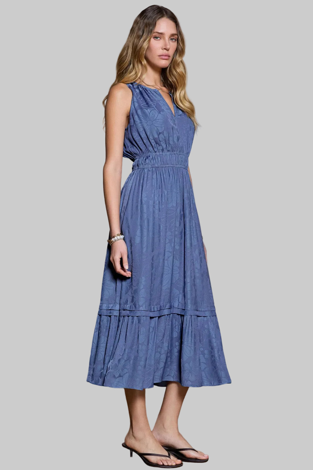 SLEEVELESS HALTER NECK TIERED A-LINE MIDI DRESS