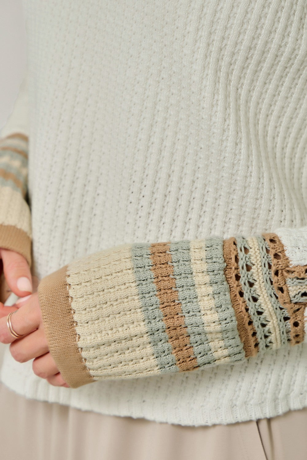 RAGLAN TRIM SLEEVE DETAIL SWEATER - IVORY