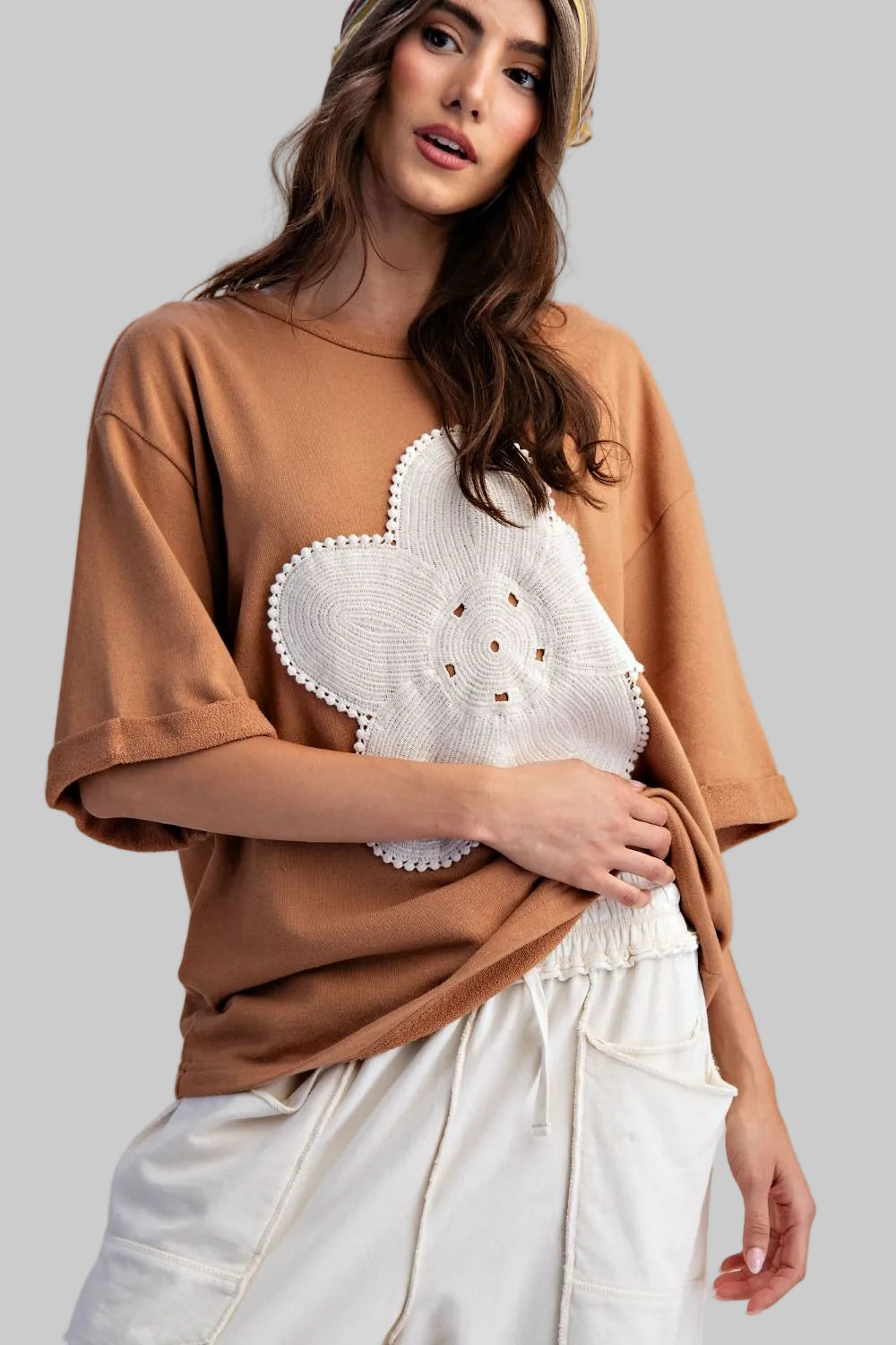 HALF SLEEVE FLOWER PATCH FRONT TERRY KNIT BOXY TOP - MOCHA
