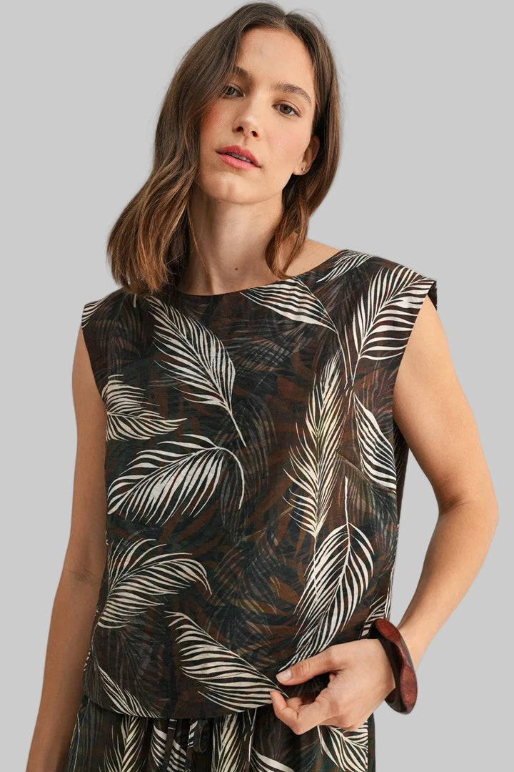 WIDE SHOULDER LEAF PRINT TOP - OLIVE