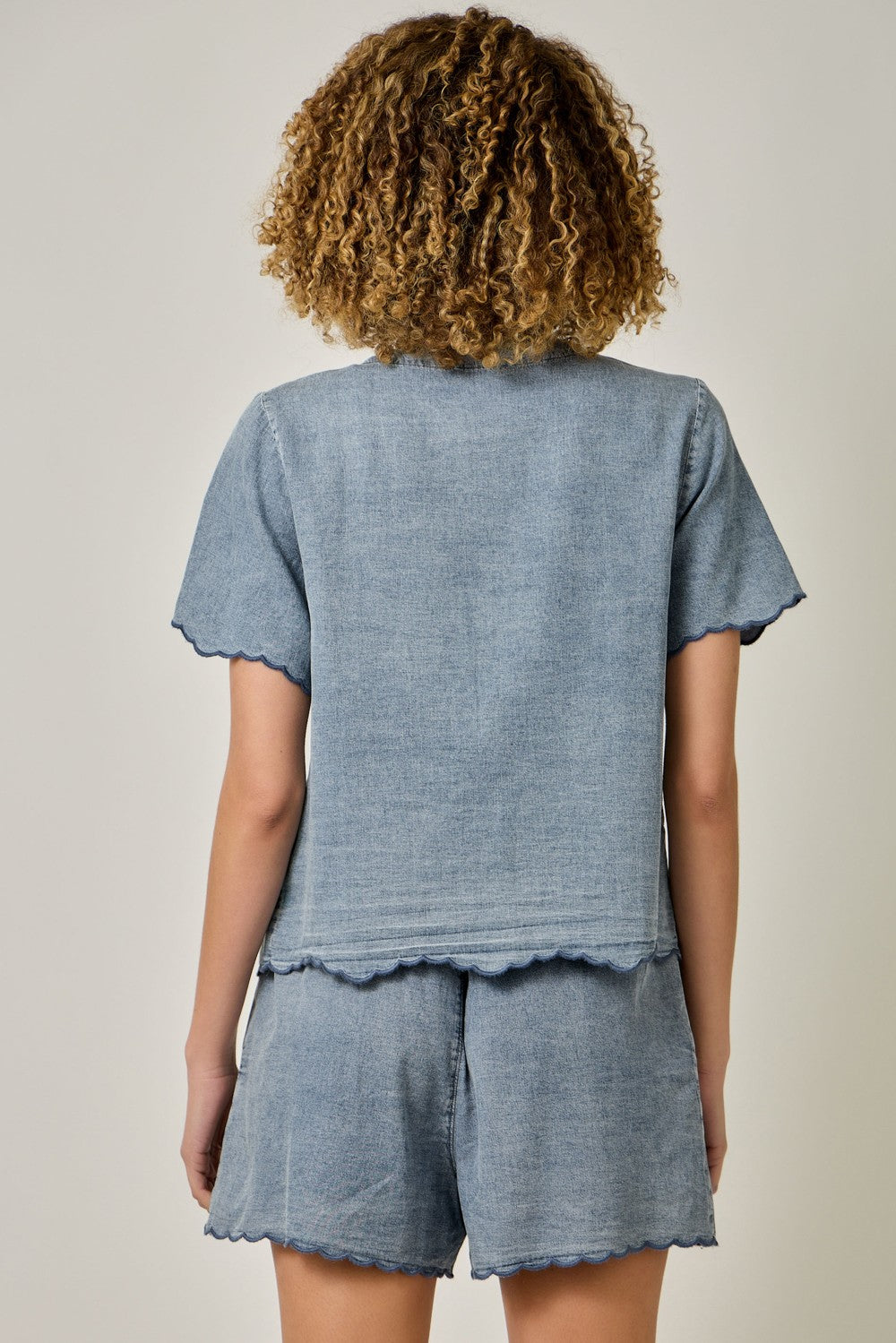 SHORT SLEEVE BUTTON FRONT TENCEL EMBROIDERED BLOUSE - DARK DENIM
