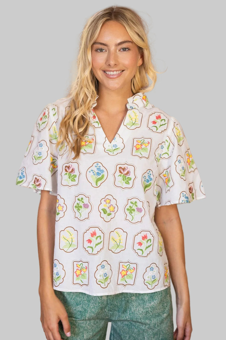 SHORT SLEEVE FRAMED FLORAL EMBROIDERED TOP - WHITE