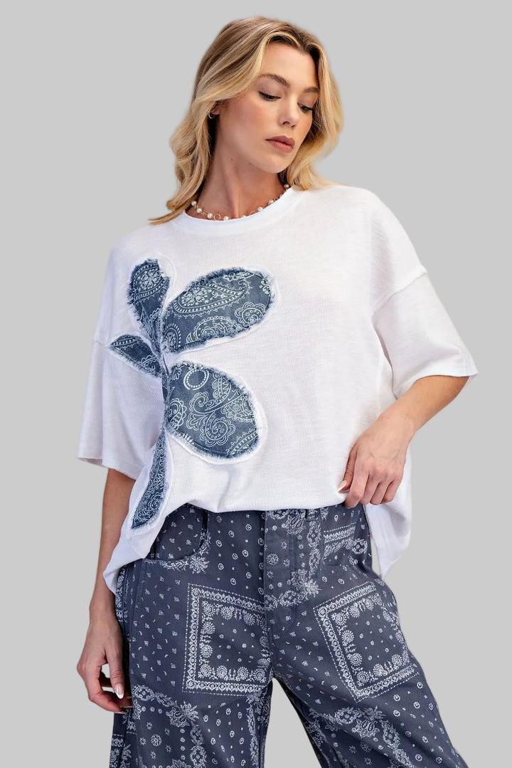 WIDE SHORT SLEEVE FLORAL PATCH COTTON BOXY TOP - WHITE