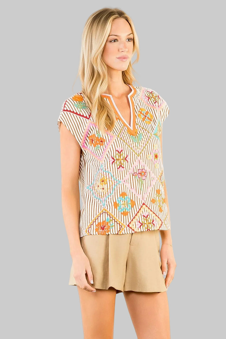 CONTRAST DIAMOND PATTERN STRIPED SHORT TOP - BEIGE/BROWN