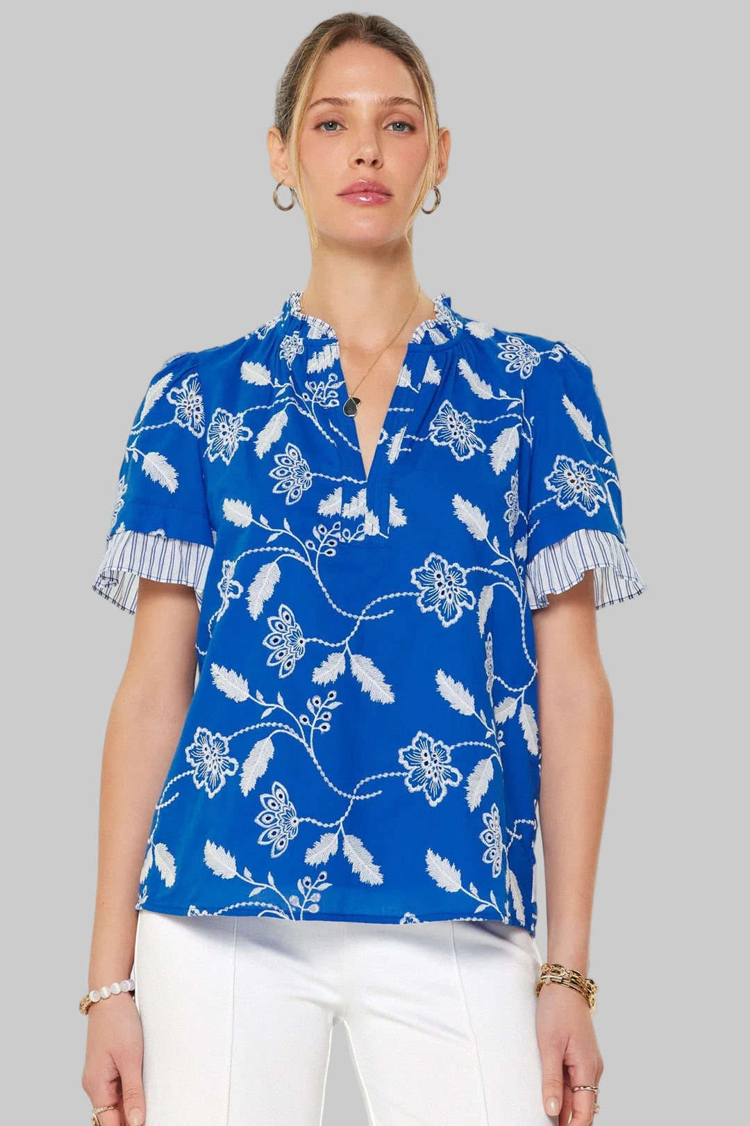 SHORT SLEEVE BOTANICAL EMBROIDERY BLOUSE - BLUE
