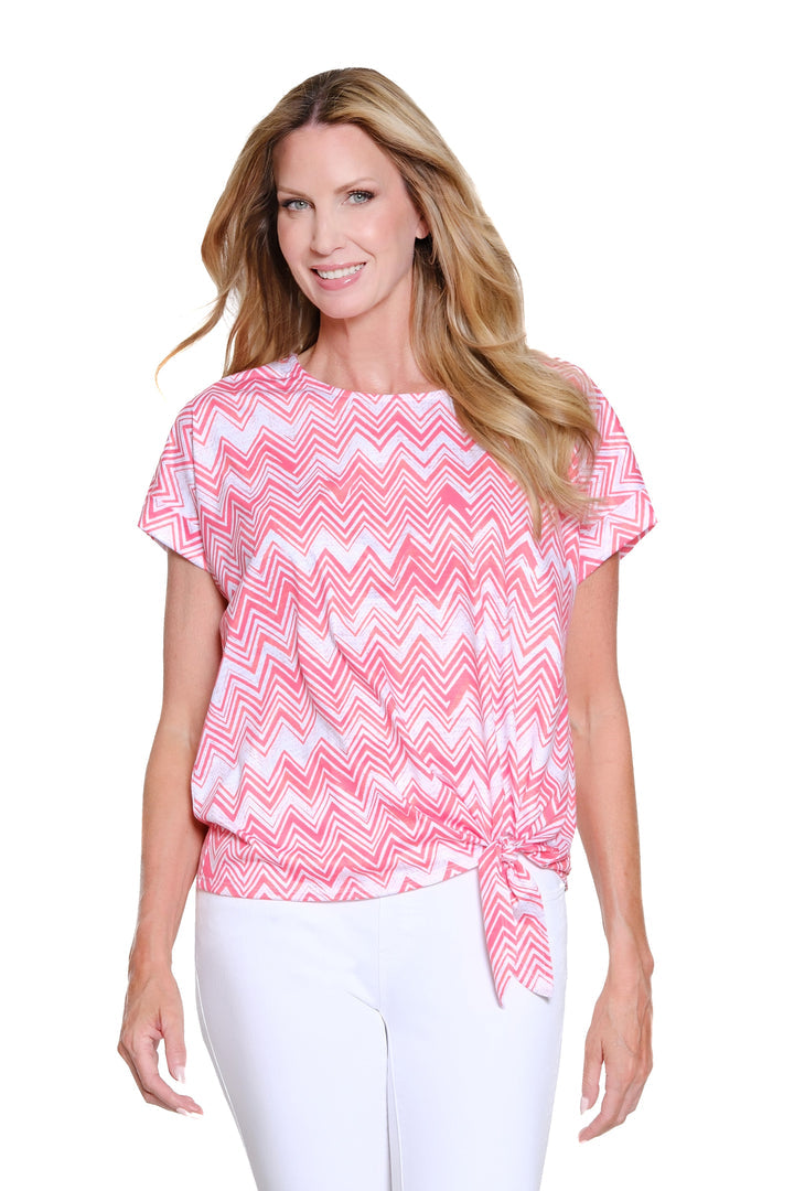CUFFED SHORT SLEEVE TIE WAIST TOP - CHEVRON WHITE/CORAL PINK