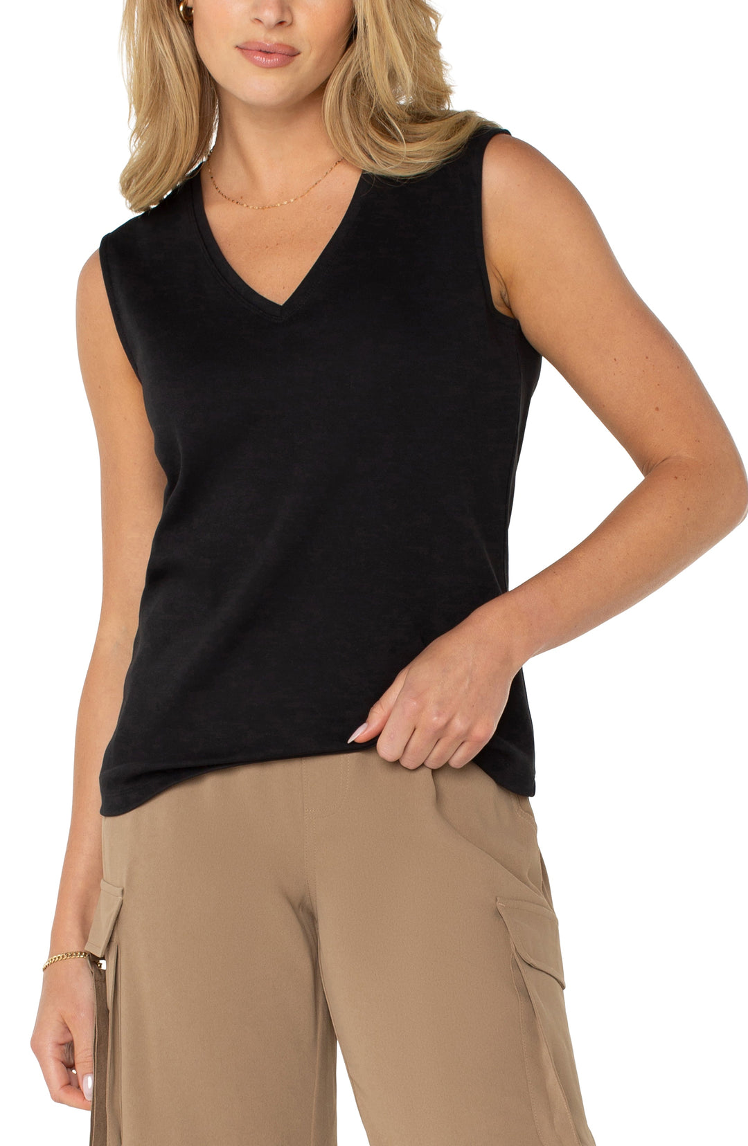 SLEEVELESS VNECK KNIT TOP - BLACK