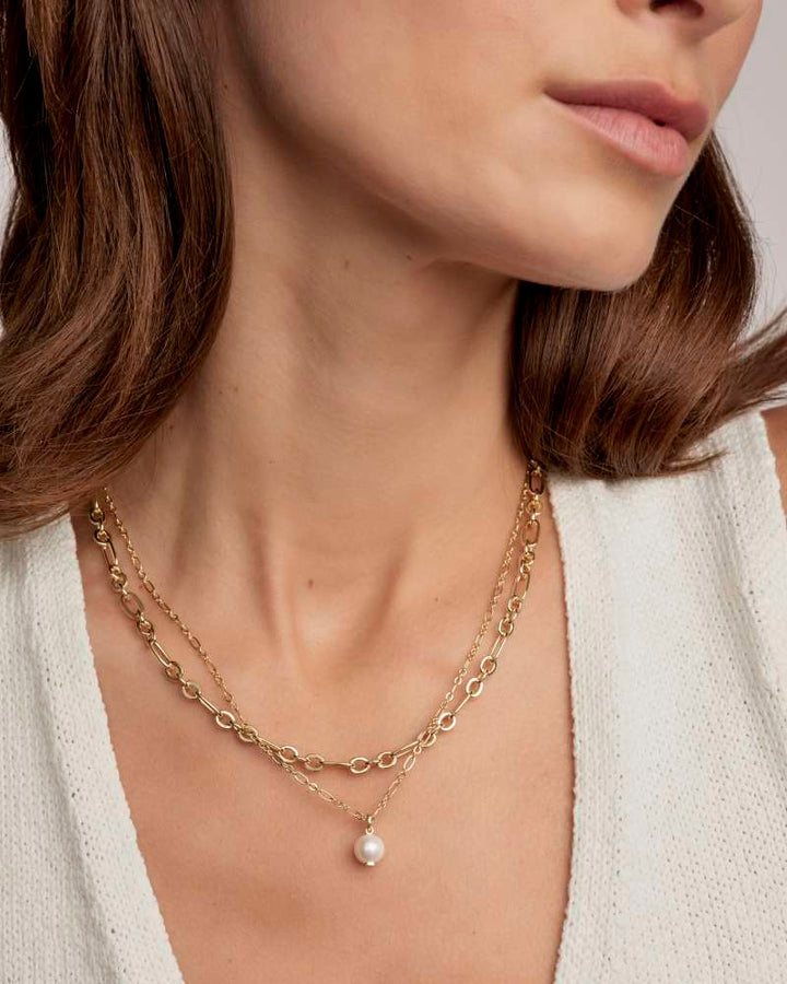 KENDRA SCOTT ASHTON MUTLI STRAND NECKLACE - GOLD FRESHWATER CULTURED PEARL