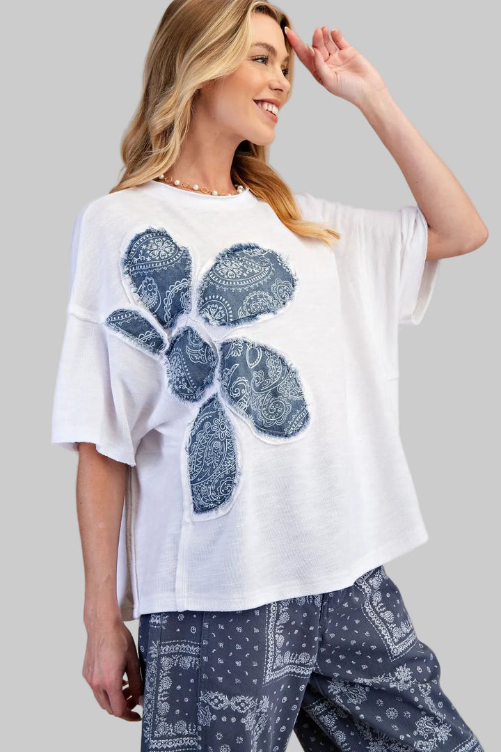 WIDE SHORT SLEEVE FLORAL PATCH COTTON BOXY TOP - WHITE