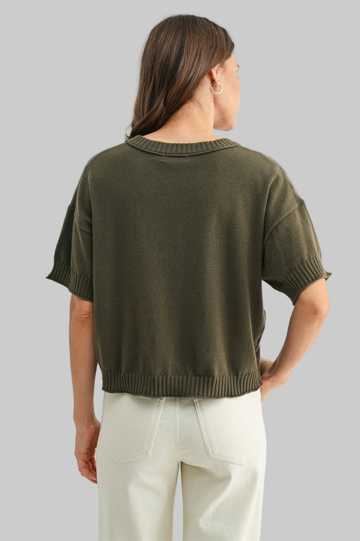 SHORT SLEEVE CREW NECK CROP SWEATER - OLIVE