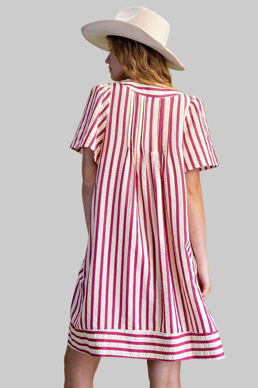 CRINKLED STRIPE SOFT WASHED SHORT DRESS - MAGENTA