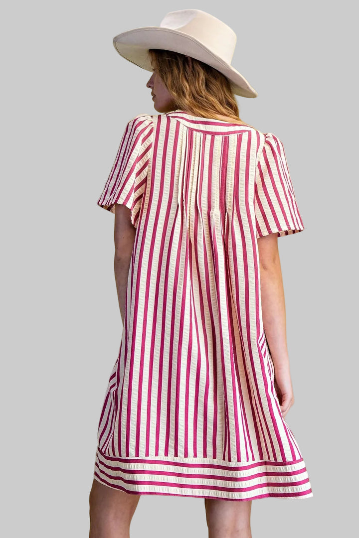 CRINKLED STRIPE SOFT WASHED SHORT DRESS - MAGENTA