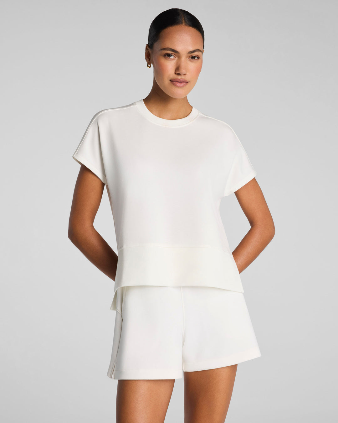 SPANX AIRESSENTIALS CREWNECK TEE - POWDER
