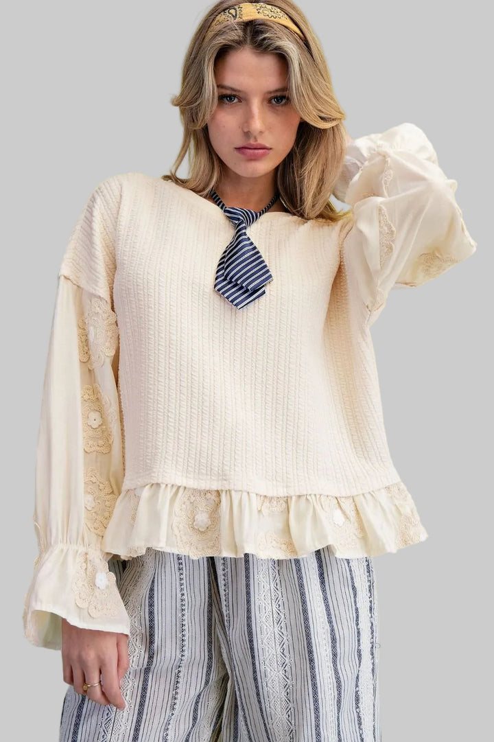 L/S RUFFLE HEM LOOSE FIT TOP - IVORY