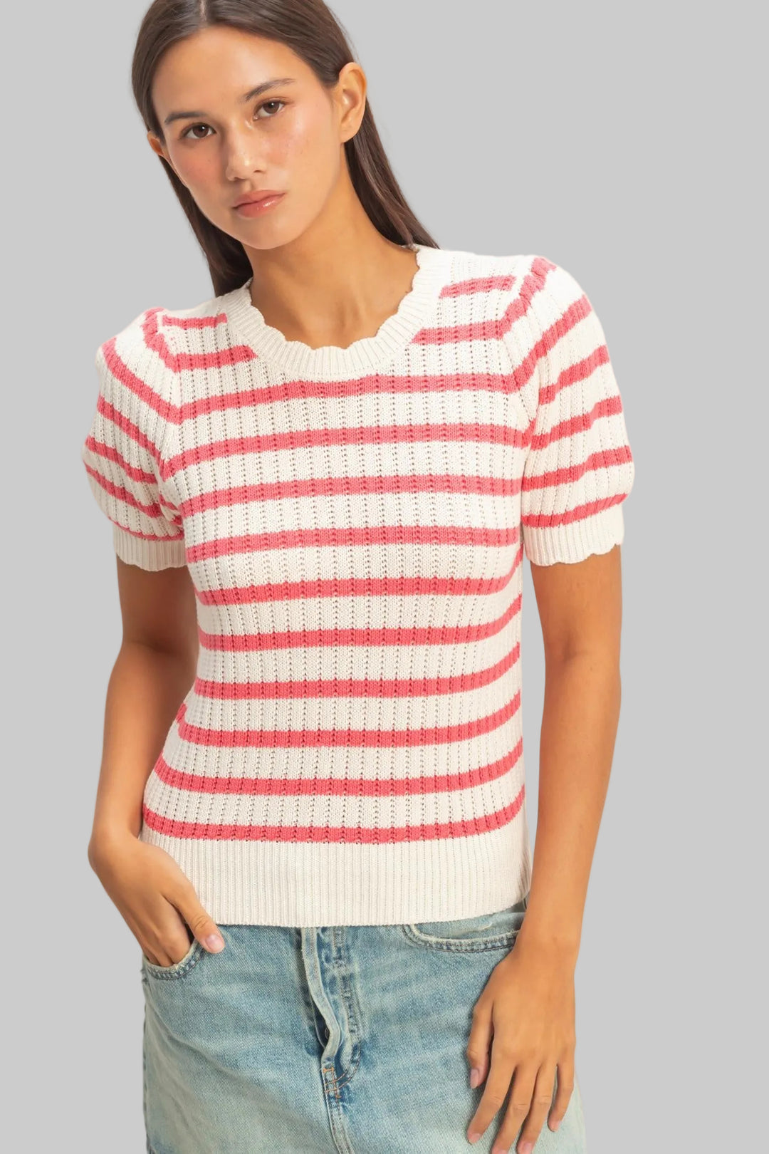 PUFF SLEEVE SCALLOP EDGE STRIPED KNIT TOP - TAFFY PINK