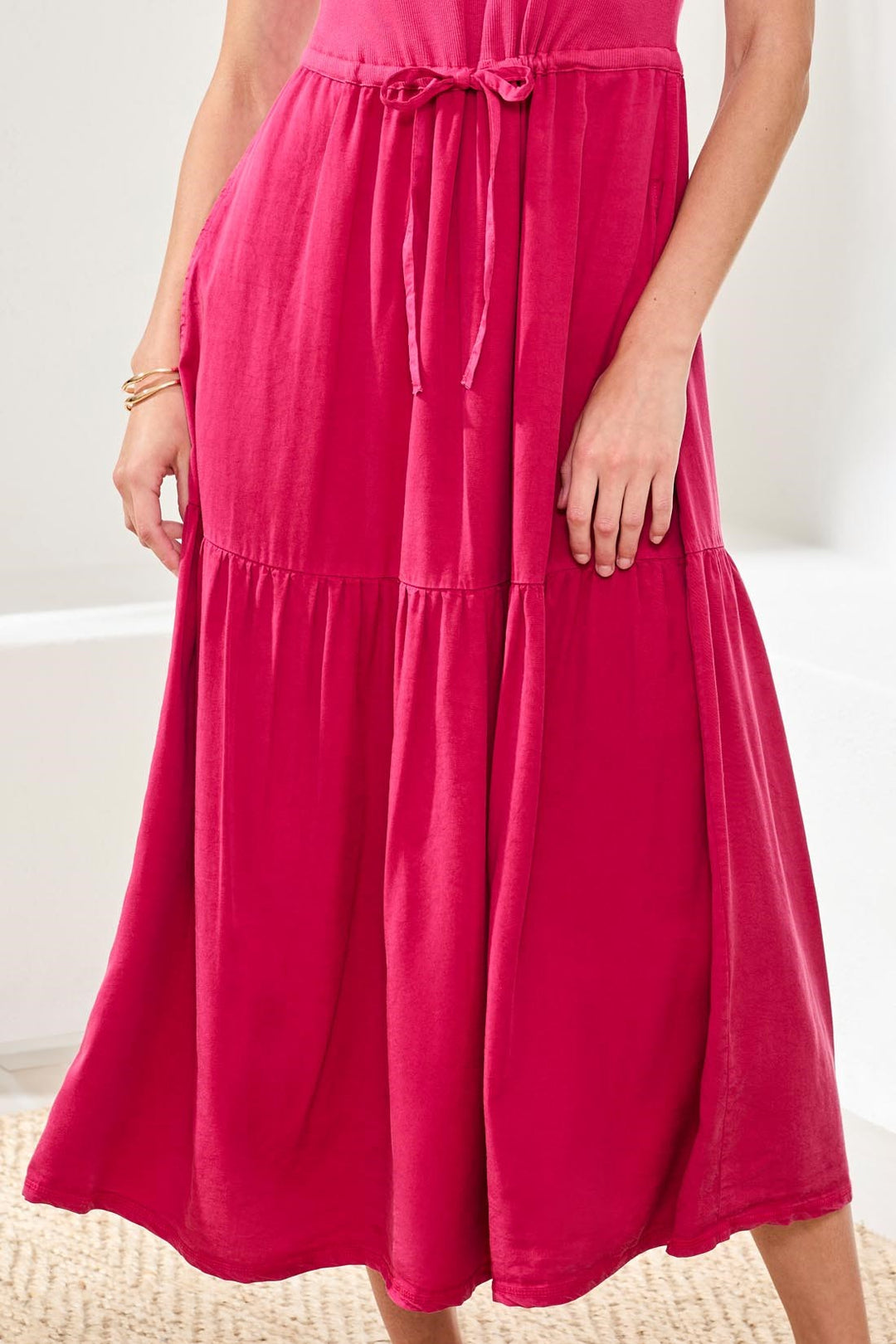 MIX MEDIA SLEEVELESS BOAT NECK MAXI DRESS - GARDENIA