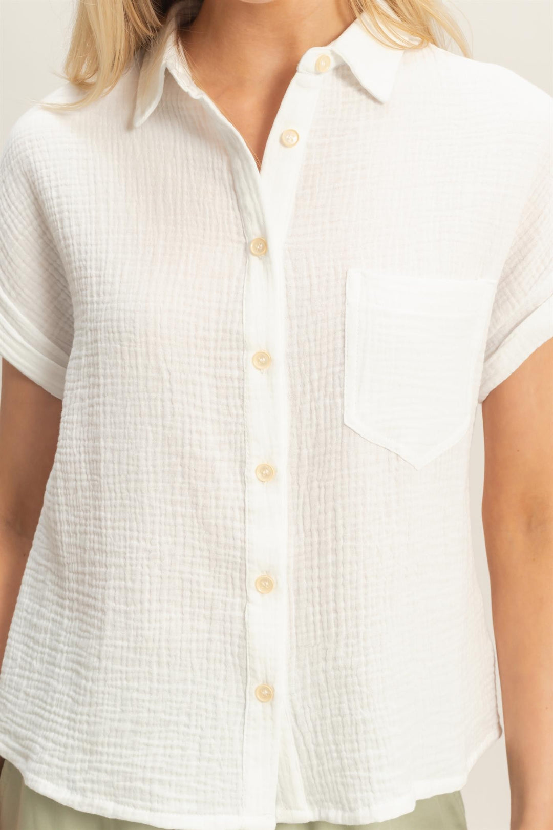 ROLLED SHORT SLEEVE COLLARED BUTTON UP TOP - OFF WHITE