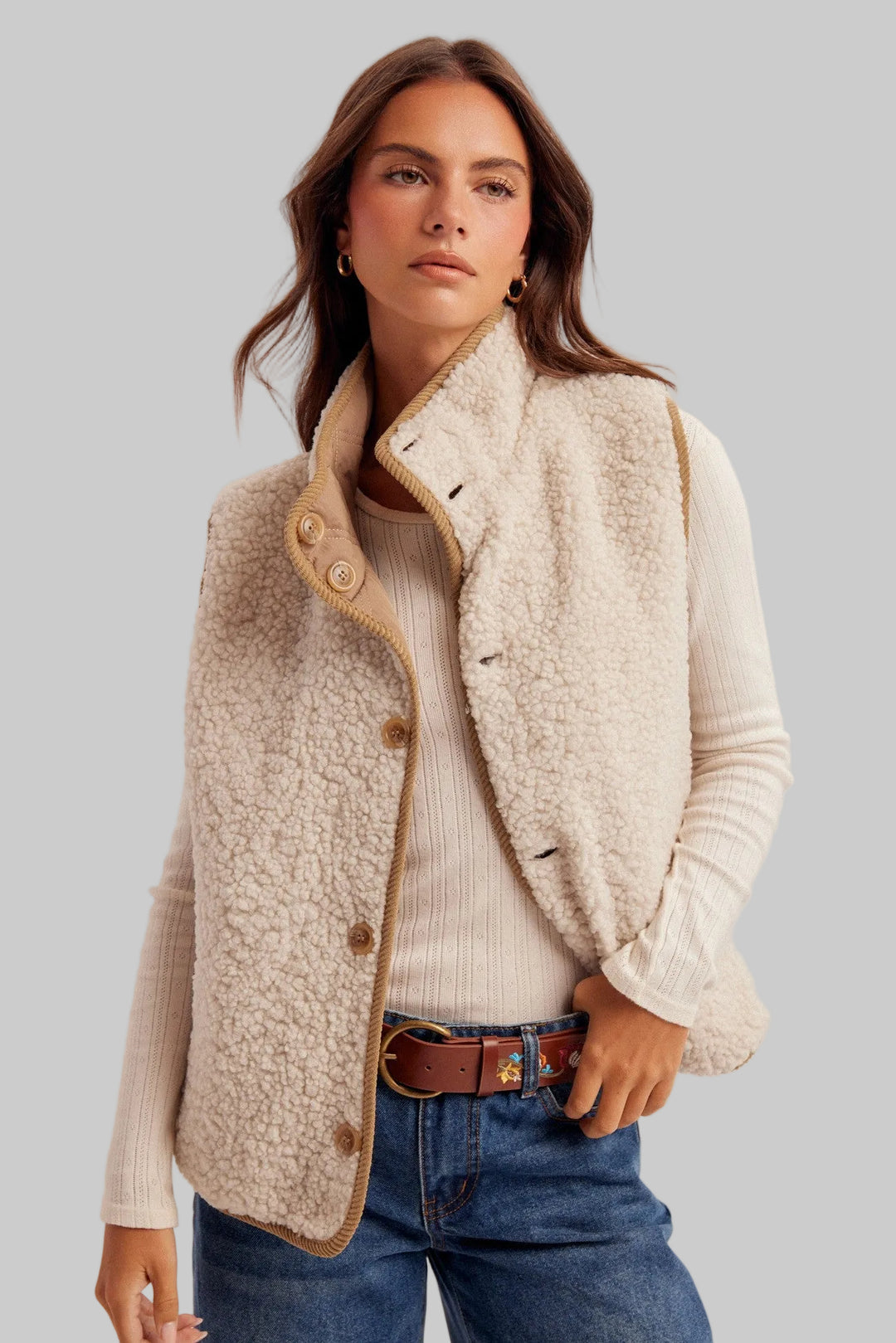 REVERSIBLE SHERPA QUILTED VEST - SAND