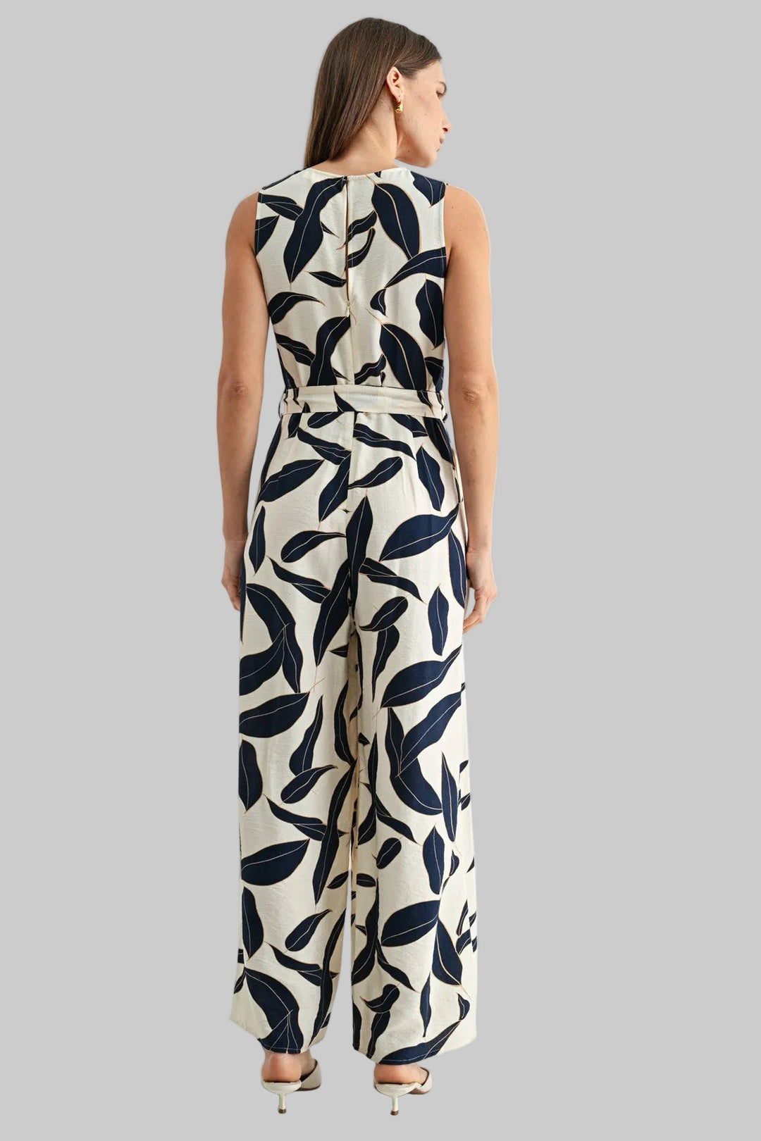 SLEEVELESS LEAF PRINT TIE WAIST JUMPSUIT - NAVY