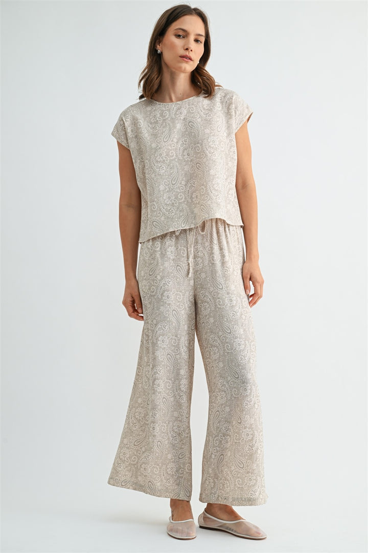 CAP SLEEVE PAISLEY BOXY TOP - OATMEAL