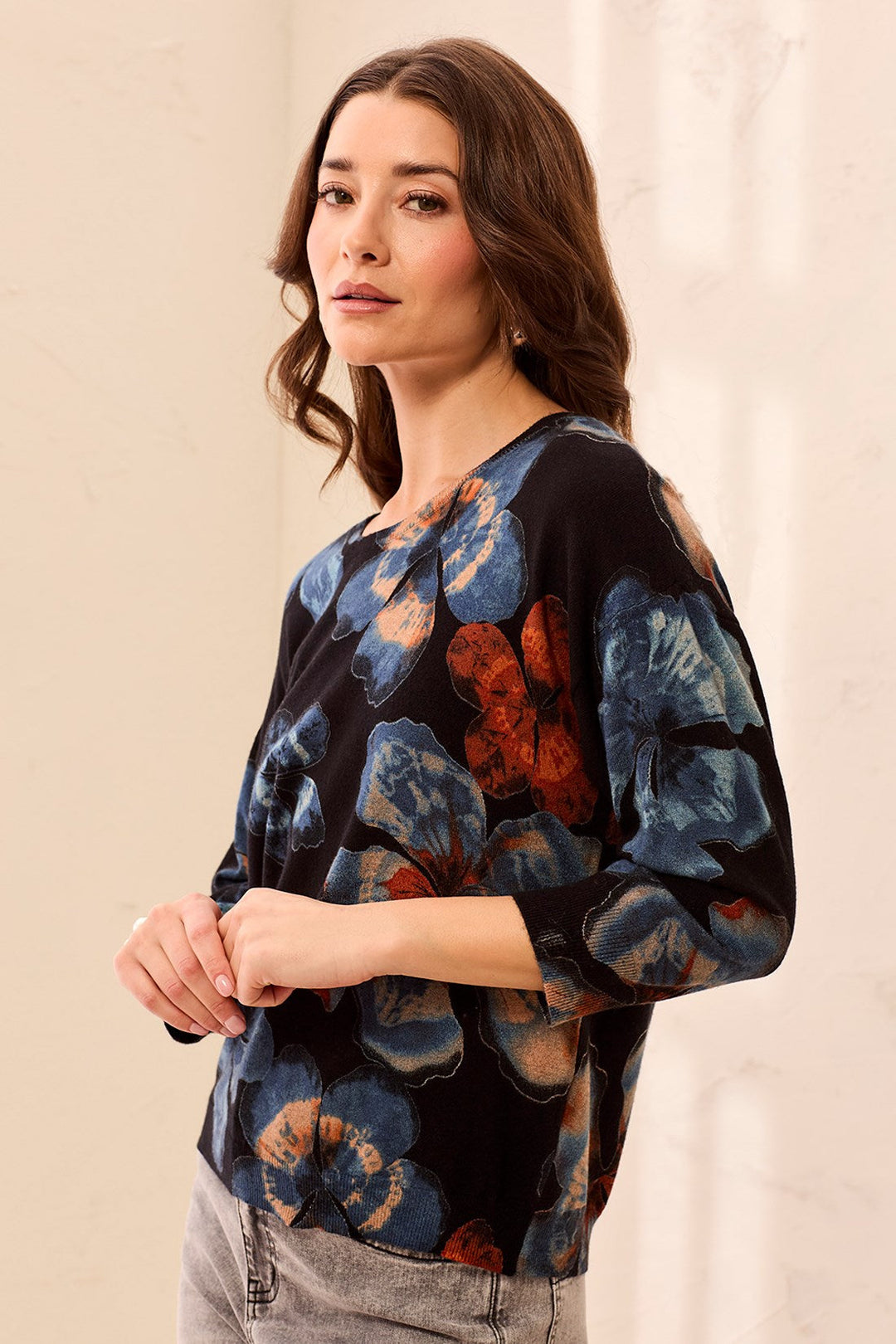 THREE QUARTER SLEEVE SOFT YARN CREWNECK SWEATER - MAPLE