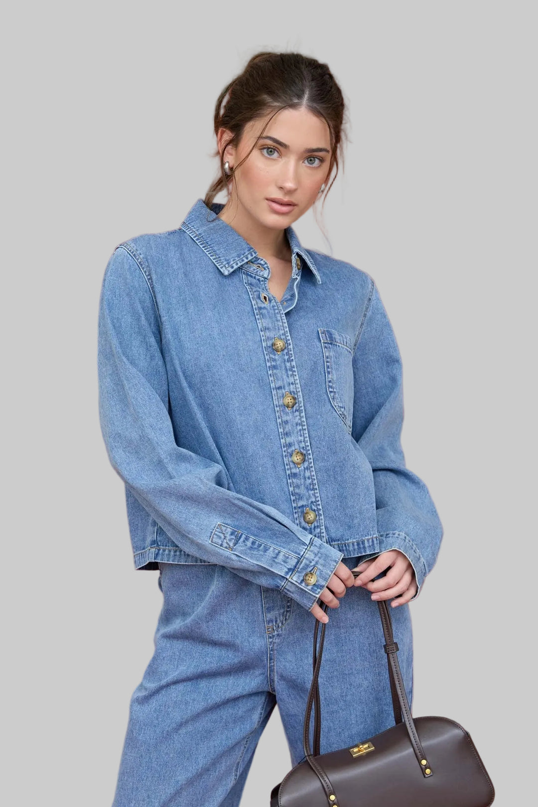 L/S ACID WASH BOXY DENIM SHIRT - MEDIUM WASH