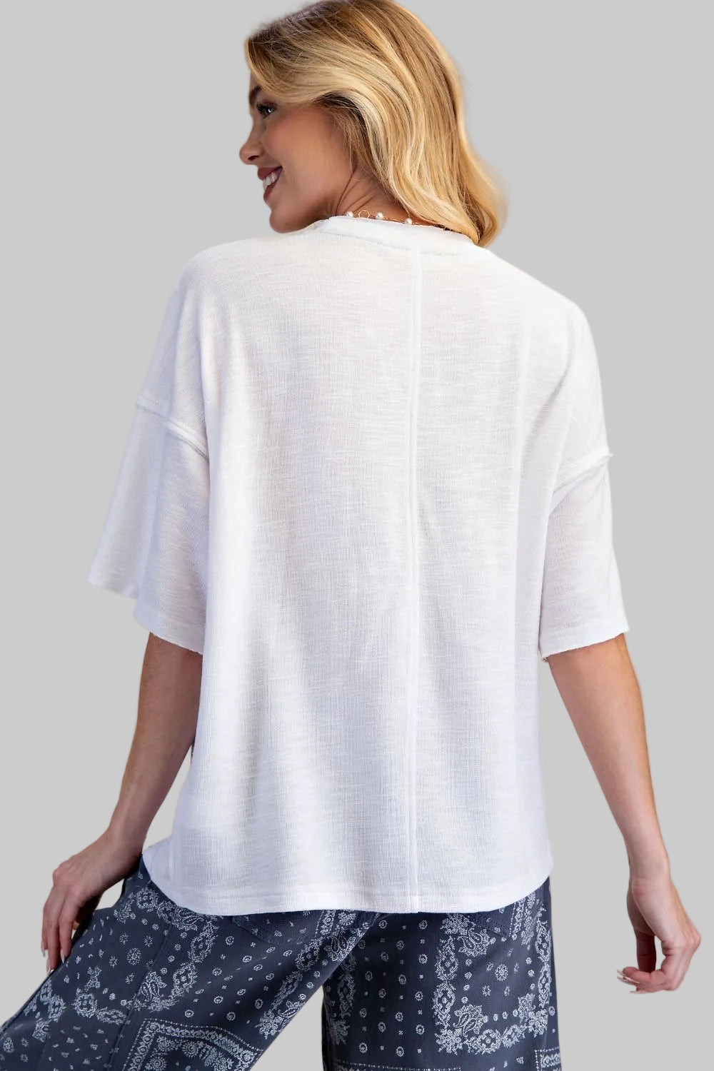 WIDE SHORT SLEEVE FLORAL PATCH COTTON BOXY TOP - WHITE