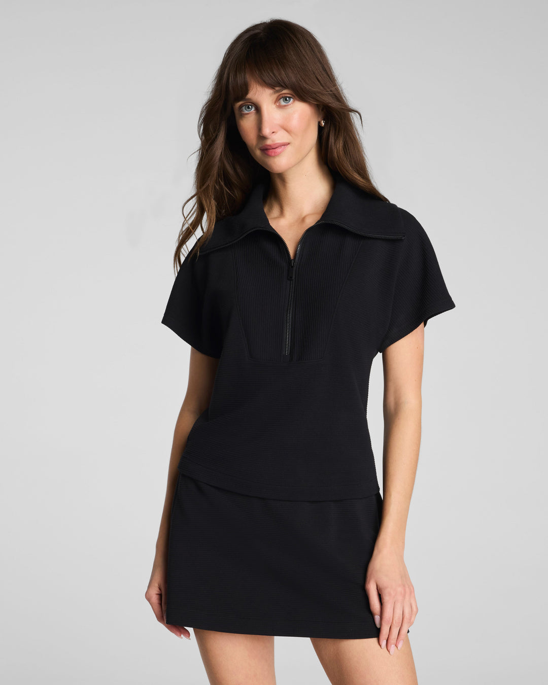 SPANX AIRESSENTIALS FRENCH RIB SHORT SLEEVE HALF ZIP - BLACK