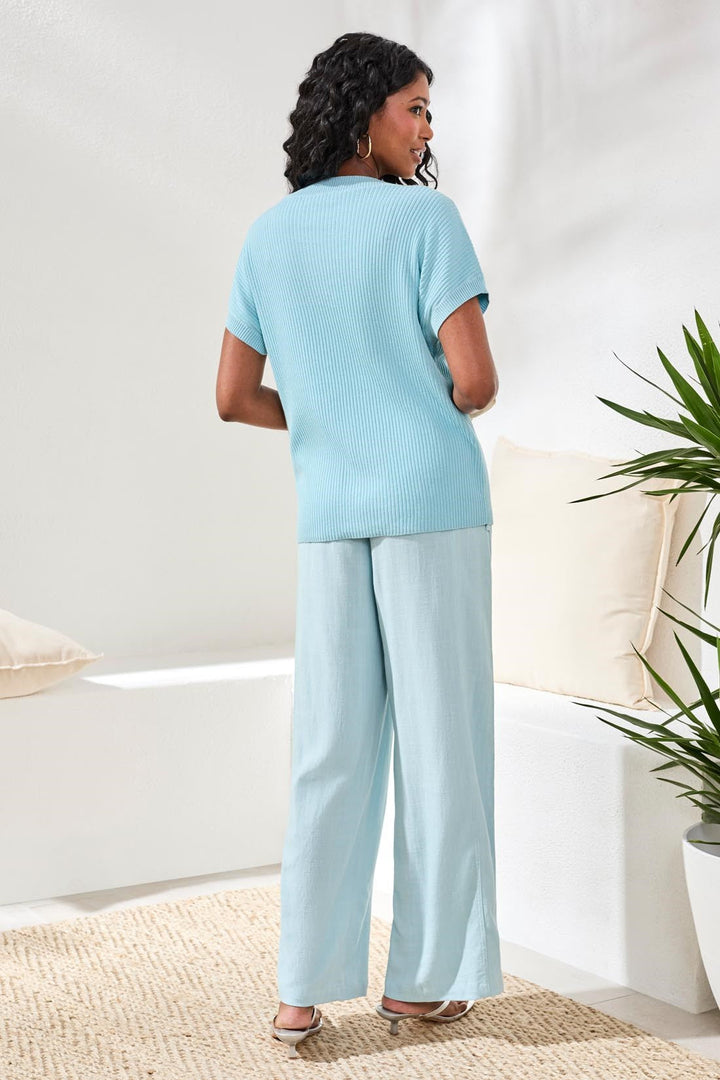 SHORT SLEEVE DOLMAN SWEATER W/POCKET - LIGHT AQUA SKY