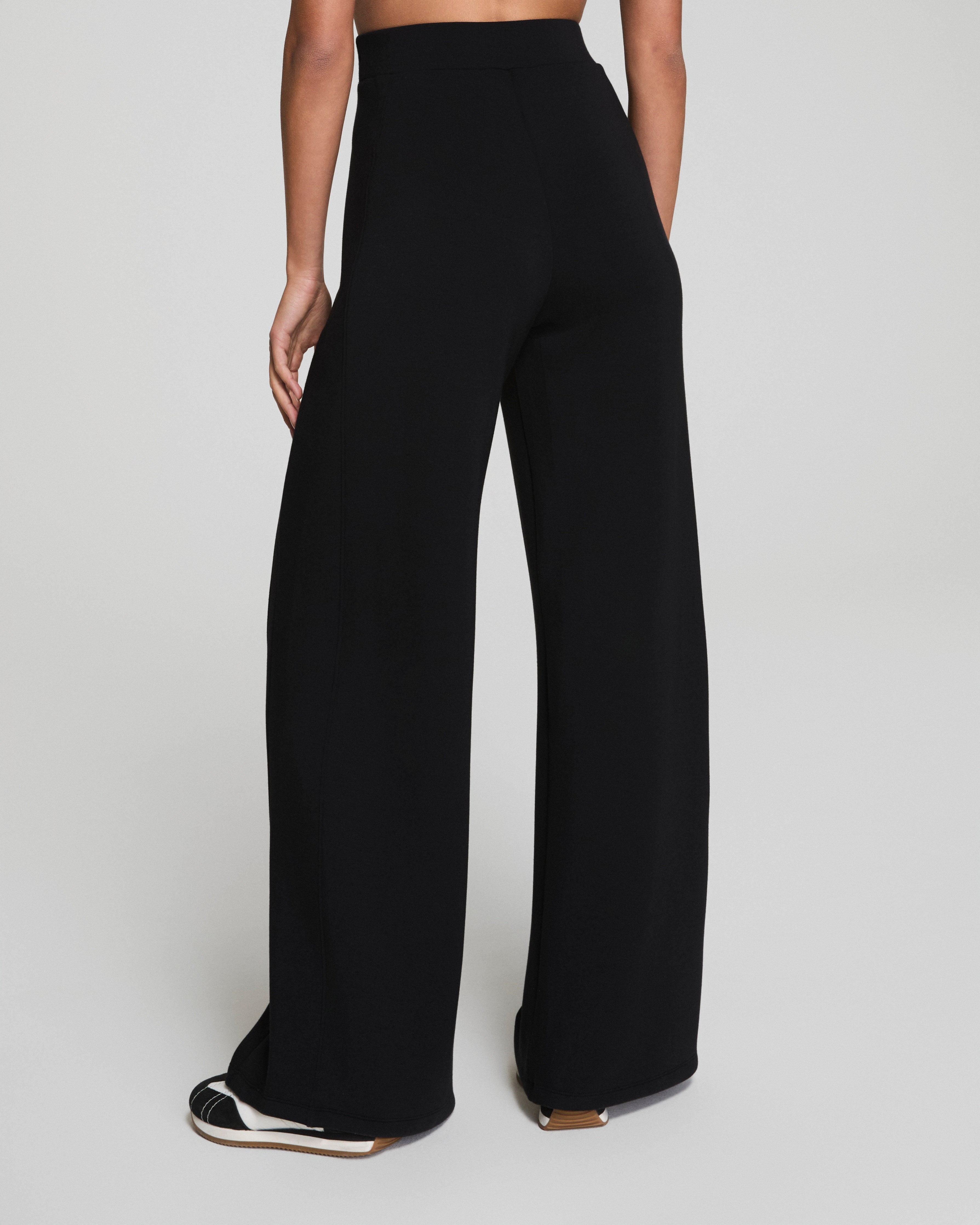SPANX AIRESSENTIALS WIDE LEG TRACK PANTS - VERY BLACK – Brianne's