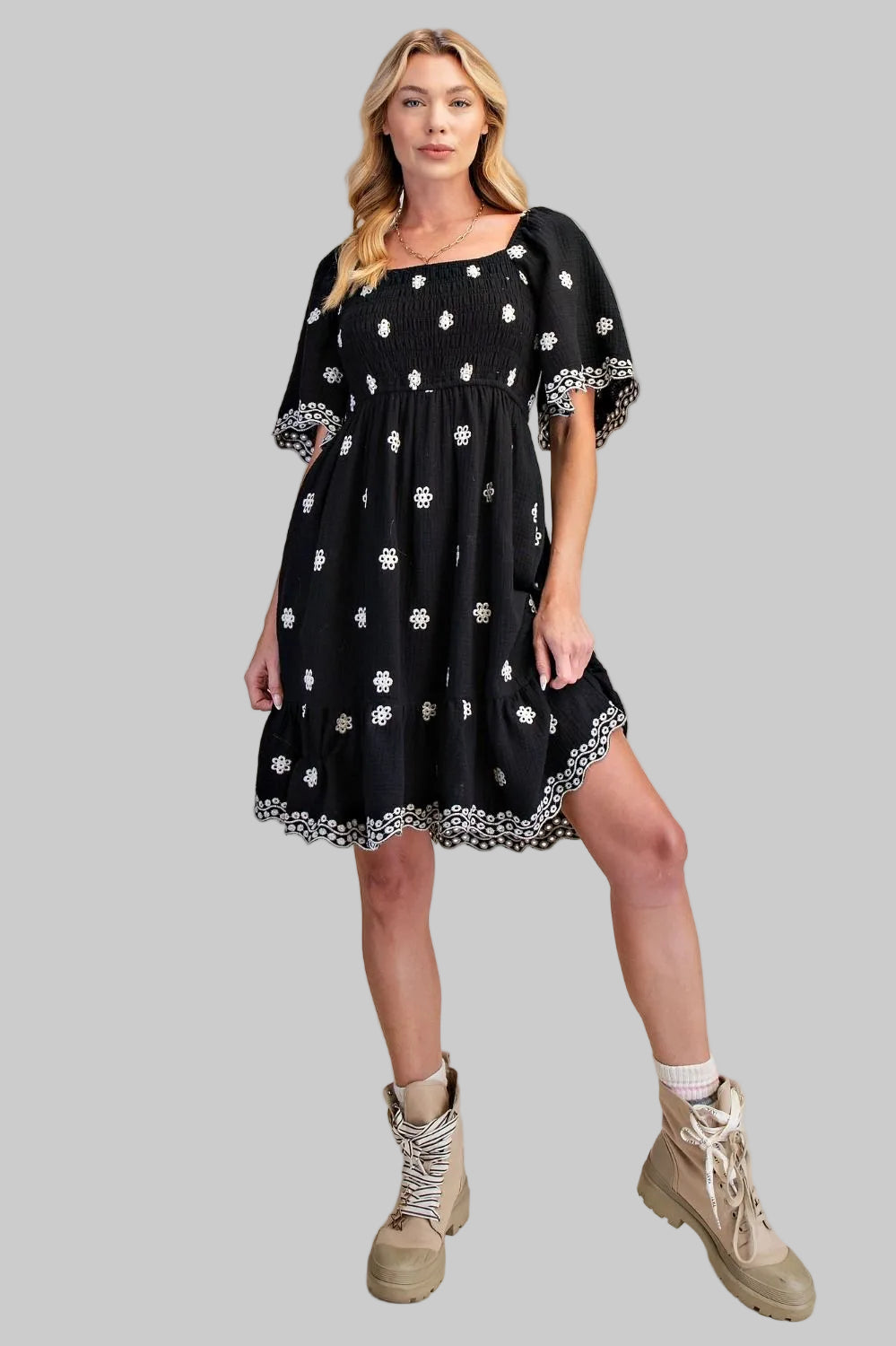 WIDE WING SLEEVE EMBROIDERED COTTON GAUZE SHORT DRESS - BLACK