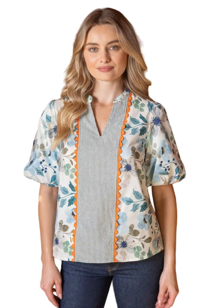 SHORT SLEEVE STRIPE AND WAVY TRIM DETAILED FLORAL TOP - BLUE