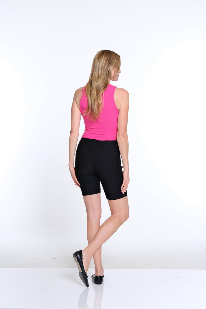 PULL ON SHORTS W/FRONT & BACK POCKETS - BLACK