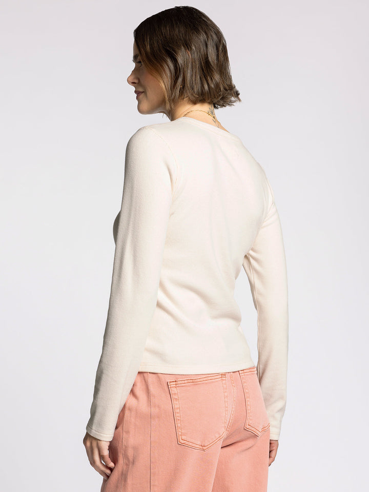LONG SLEEVE CREW NECK ALDER TOP - CREAM