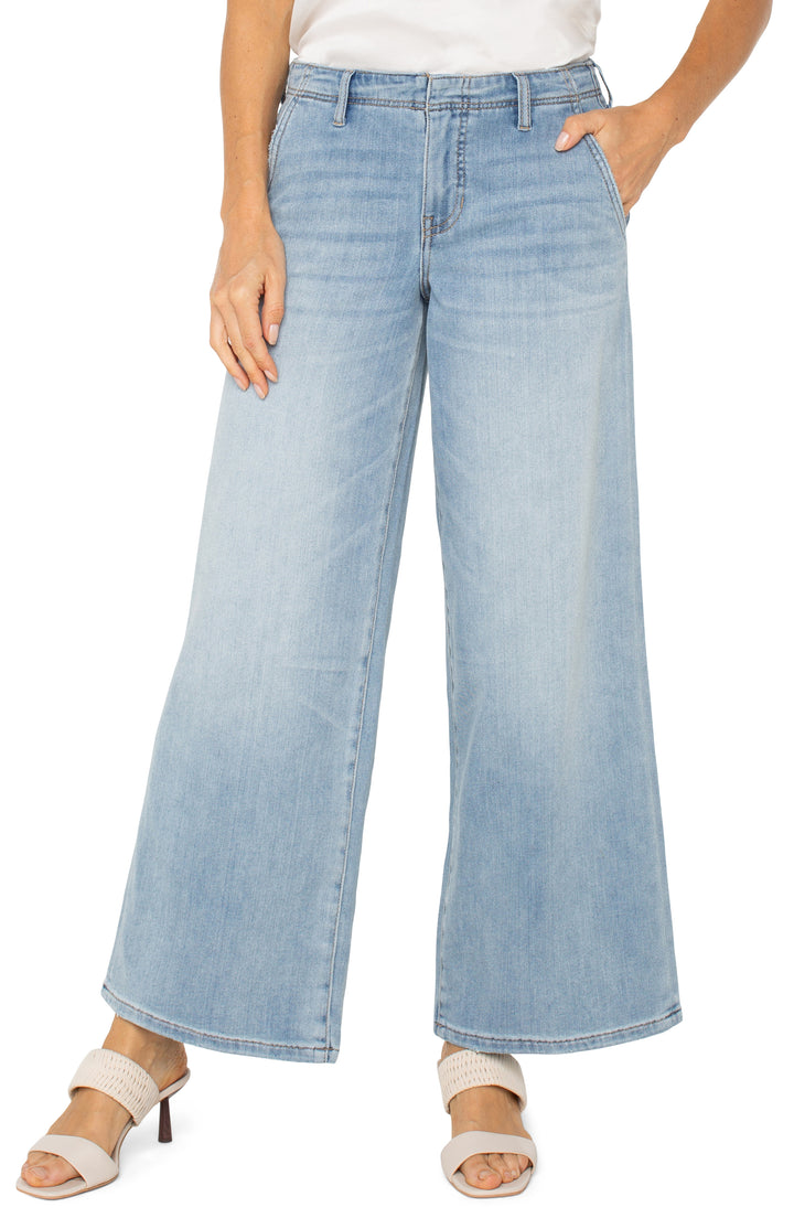 WEEKENDER RELAXED LOOSE FIT JEANS - 30" INSEAM - LAS VIRGENES