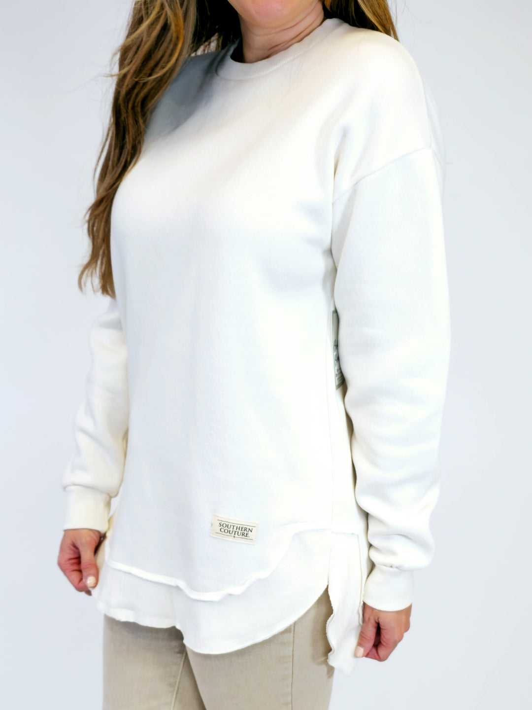 SOUTHERN COUTURE COMFY ROUND HERE TOP - IVORY