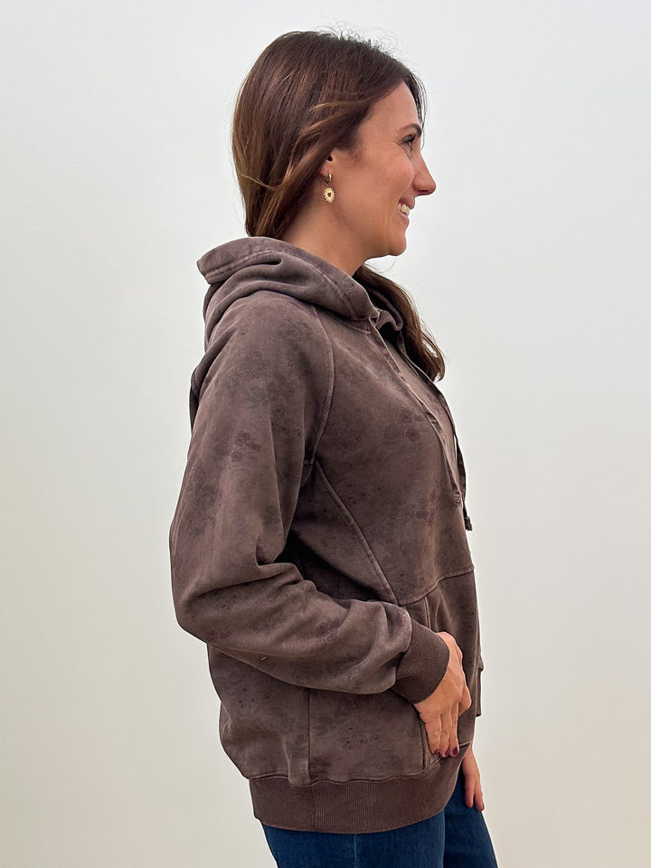 BRUSHED TERRY FLORAL HOODIE PULLOVER - CHOCOLATE BROWN