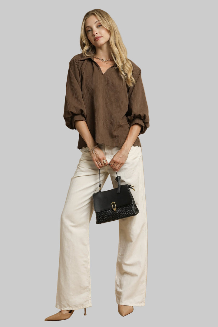 TEXTURED V-NECK COLLARED BLOUSE - BROWN