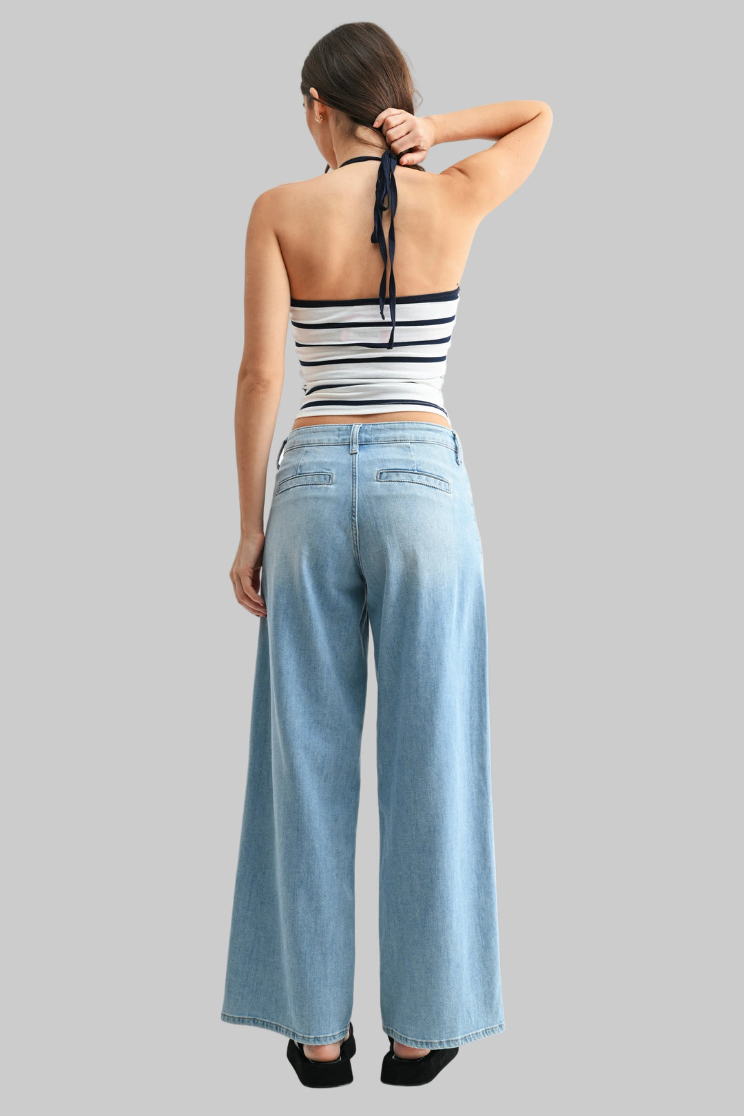 JBD LIGHTWEIGHT PLEATED WIDE LEG JEANS - LIGHT DENIM - 30" INSEAM